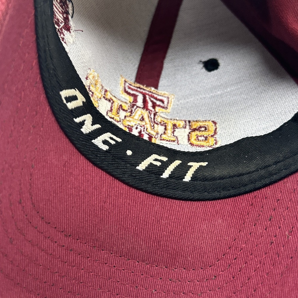 Iowa State Cyclones Hat Cap One Fit Strapback Cardinal Black NCAA Adult OSFA - Picture 6 of 7